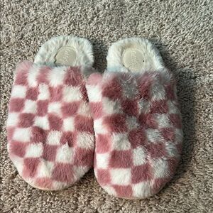 Cat & Jack Pink and White Checkered Kids Slippers